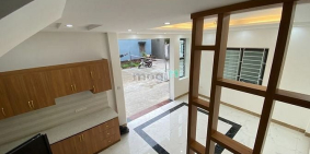 Bán nhà riêng: Bán Nhà 5 Tầng, Ngõ Thông, Lô Góc, Ngõ 197 Phúc Lợi - 3 Tỷ.