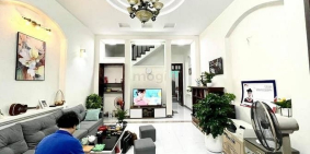 Bán nhà riêng: Phân lô Nguyễn Lân, Trường Chinh, Thanh xuân. View hồ Nhỉnh 7 tỷ.