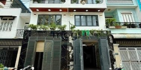 Bán nhà riêng: Nhà đường thông Thạnh Lộc 29, DT:4x13M, Lửng, 3Lầu, 4PN, 5VS, Gar