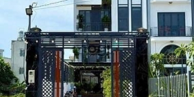 Bán nhà riêng: Nhà bên trường học đường thông, DT:4x45M, Lửng, 3 Lầu, 4PN, Sân ô