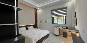 Bán nhà riêng: Nhà bên CV Phần Mền Quang Trung, DT:4x18M, Lửng, 3Lầu, 4PN, Gara 