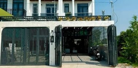 Bán nhà riêng: Nhà View Sông Vàm Thuật, DT:4x25M, Trệt, 2 Lầu, Sân ôtô, 3PN, 4VS