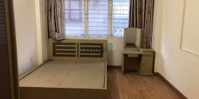 Bán nhà riêng: Cán bộ về hưu bán nhà Xuân La, nhà gần phố gần chợ 41m2 4 tầng 7.