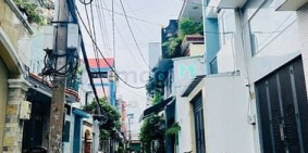 Bán nhà riêng: Bán nhà HXH 7m Lạc Long Quân Q.Tân Bình - 65m2 - 4pn 4wc - giá 9,