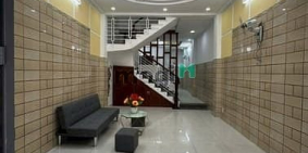 Bán nhà riêng: Chính chủ HẬU GIANG, P.11 (Bình Phú ), Q.6   DT: 4 × 14m