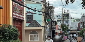 Bán nhà riêng: CHDV 4lầu ngang 6m HXH thông Phạm Văn Chiêu 153m2 15PN TN 60tr 15