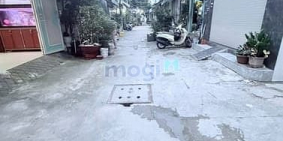 Bán nhà riêng: Hẻm xe hơi ngày chợ Chợ Tân Hương 35m2 - 2 tầng chỉ 3.65 tỷ