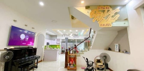 Bán nhà riêng: F.4 Tân Bình 6.7M x 22m - 5 tầng - hẻm xe hơi 7 chỗ - chỉ nhỉnh 2