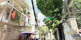 Bán nhà riêng: Siêu phẩm sân bay 4M x 27M - 3 tầng kiêng cố hẻm nhựa xe hơi. Chỉ