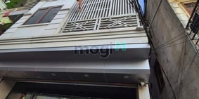 Bán nhà riêng: Bán Nhà Tam Khương, Tôn Thất Tùng, 99m2*6 Tầng, Lô Góc.