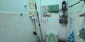 Bán nhà riêng: Bán nhà hxh cmt8 q10 - 3,9m x 10,5m giá chỉ 6,9 tỉ