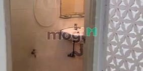 Bán nhà riêng: Bán nhà 2 tầng hẻm rộng cuối Phú Nhuận giáp Tân Bình, SD 80m2, 6.