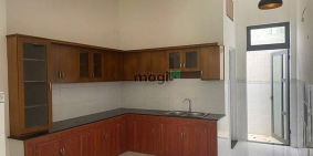 Bán nhà riêng: Nhà 1 Trệt 1 Lầu, DT 64m2, 2PN, Đường 8 Lò Lu Gần VinHomes