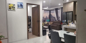 Bán căn hộ chung cư: CHính chủ gửi Bán căn 2PN KINGDOM101 căn góc full nội thất 