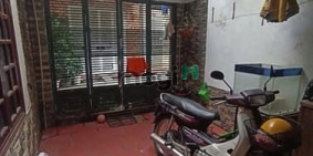 Bán căn hộ chung cư: Đầu Tư! chỉ 3,1 tỷ Bùi Ngọc Dương_Hai Bà Trưng_Tầng 1_50m2