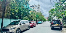 Bán nhà riêng: Bán nhà 3 lầu đẹp (4x18) 30/12 Nguyễn Văn Dung p6 Gò Vấp (BỜ KÈ T