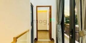 Bán nhà riêng: Bán nhà hẻm 5m xe hơi thông Bùi Quang Là, P.12, 9 x 6, giá 6.6 tỷ