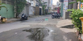 Bán nhà riêng: Gò Vấp, Nhà 5 tầng hẻm 8m Dương Quảng Hàm P5 DT 5x12m