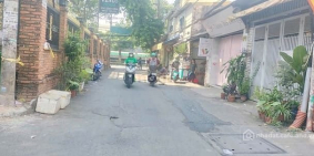 Bán nhà riêng: Gò Vấp, Quang Trung, Bán nhà đúc 4.5 tấm Mặt tiền hẻm DT 4x20m