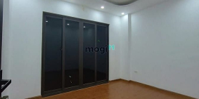 Bán nhà riêng: Bán nhà 5 tầng Ngọc Hồi, Hoàng Mai, 45m2 giá 9.3 tỷ
