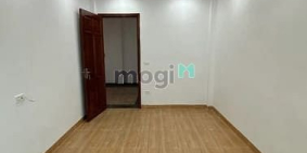 Bán nhà riêng: Bán nhà 4 tầng x 50m2 đường Nguyễn Bặc, Tứ Hiệp, giá 8.1 tỷ