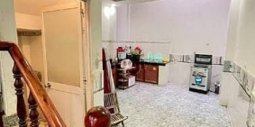 Bán nhà riêng: Nhà BTCT 3 tầng, HXH né nhau, ngay siêu thị LOTTE MART, Huỳnh Tấn