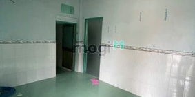 Bán nhà riêng: Bán đất Tặng nhà TL53 quận 12 4x17m Nhà c4 Giá 2,2 tỷ TL