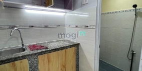 Bán nhà riêng: Nhỉnh 2 Tỷ: Nhà SHR ba tầng mới đẹp, ngay UBND Quận Tân Phú