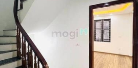 Bán nhà riêng: Bán nhà Hà Đông phố An Hoà, 9,6 tỷ, 50m2, 10m ô tô tránh, an ninh