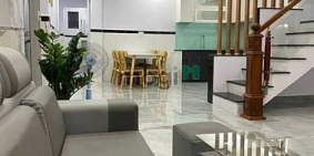 Bán nhà riêng: Giá bán: 5,220 Tỷ ƯNG ÔNG THOÀN, Quận 9 4 Phòng ngủ - 3WC