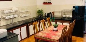 Bán nhà riêng: HXH 6m.dt: 89.5 m2.1 trệt lửng gác đúc.tặng móng 3 tầng