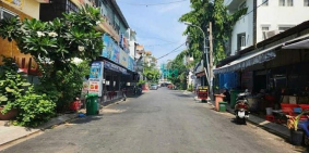 Bán nhà riêng: Bán đất đường Quốc Hương , P.Thảo Điền , TP Thủ Đức 7x20m giá 34,