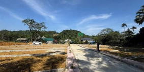 Bán đất thổ cư: Chỉ 216 triệu 1 lô 110 m2 đất cạnh hồ - sát KCN - bao trọn thuế 