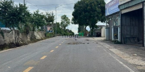 Bán đất thổ cư: Bán đất tt liên nghĩa đường thông dt 5x39m tc75m2  giá 1,x tỷ