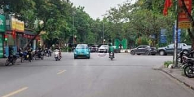 Bán đất thổ cư: Bán đất phố Việt Hưng 54m2- mt4m- 7 tỷ, ô tô,  gần cổng làng Lệ 