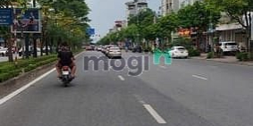 Bán đất thổ cư: Bán đất phố Ô Cách 65m2- sổ đẹp như tờ A4- ô tô, 10m ra mặt phố