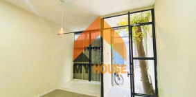 Nhà phố: CƠN ĐỊA CHẤN!!! NHÀ ngang 6m  mà chỉ 18TR  ngay Trần Não  U LÀ CHỜI