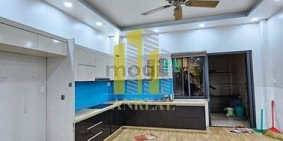 Nhà phố: Cho Thuê Nhà Mới Đẹp 3 Lầu Giá 25 Triệu. Đường Xe Hơi