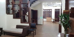 Nhà riêng: Cho thuê nhà ngõ 50 trung văn 65m x4T ô tô đỗ cửa