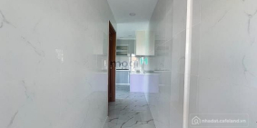 Nhà phố: Cho thuê nhà gần Hòa Bình, 4x21. 6 lầu, 9Pn . 35 triệu