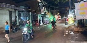 Nhà phố: Nhà MẶT TIỀN Trương Phước Phan 5x15M giá 10tr/th