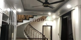 Nhà riêng: Cho thuê nhà 3 tầng 250m2 3pn đường 4 - Trường Thọ