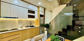 Nhà riêng: Cho Thuê Nhà Nguyên Căn Trường Sa-5 Tầng Full Nội Thất-25Tr/Tháng.