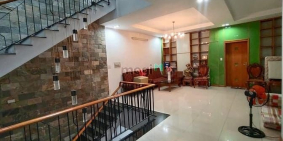 Nhà riêng: Cho thuê nhà 145/6A Nguyễn Văn Trỗi, Phường 11, Quận Phú Nhuận