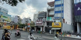 Nhà phố: Cho thuê  tòa nhà số 68 đường Phan Đăng Lưu, Q Phú Nhuận