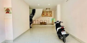 Nhà riêng: Cho thuê nhà hẻm xe hơi 182/3B đường Lê Văn Sỹ, Phường 10, Q Phú Nhuậ