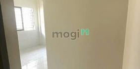 Nhà riêng: Cho thuê nhà Thạnh Lộc 13, quận 12, DT 4x10m 1 trệt 1lầu 2pn Giá 4,5t