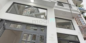 Nhà riêng: Cho thuê nhà nguyên căn SÁT BÊN sân bay Tân Sơn Nhất