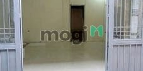 Nhà riêng: Cho thuê nhà Thạnh Xuân 25, quận 12  Dt 5*12 1pn 1 gác 1wc Giá 3,5tr