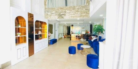 Nhà riêng: Cho thuê nhà 243C Tô Hiến Thành, Phường 13, Quận 10.